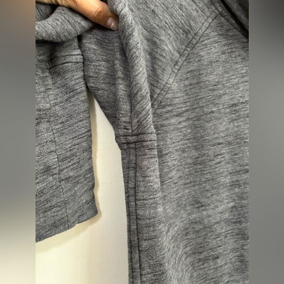 Lululemon To You Tunic in Heathered Core Dark Grey - Picture 11 of 14